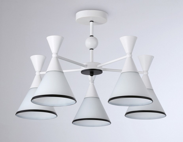 Фото Люстра на штанге Ambrella Light TR TR3165