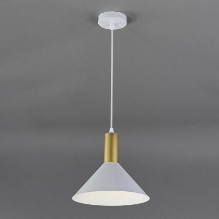 Фото Подвесной светильник Escada Sagitta 1108/1S White