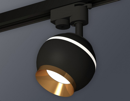Открыть Светильник на штанге Ambrella Light XT XT1102005 Фото Светильник на штанге Ambrella Light XT XT1102005