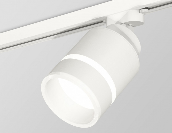 Открыть Светильник на штанге Ambrella Light XT XT8110004 Фото Светильник на штанге Ambrella Light XT XT8110004