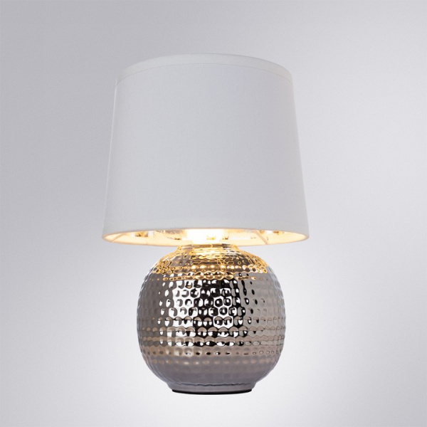 Фото Настольная лампа декоративная Arte Lamp Merga A4001LT-1CC