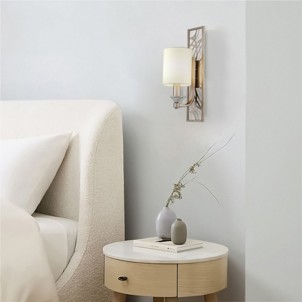 Фото Бра Maytoni Vittoria H005WL-01BG