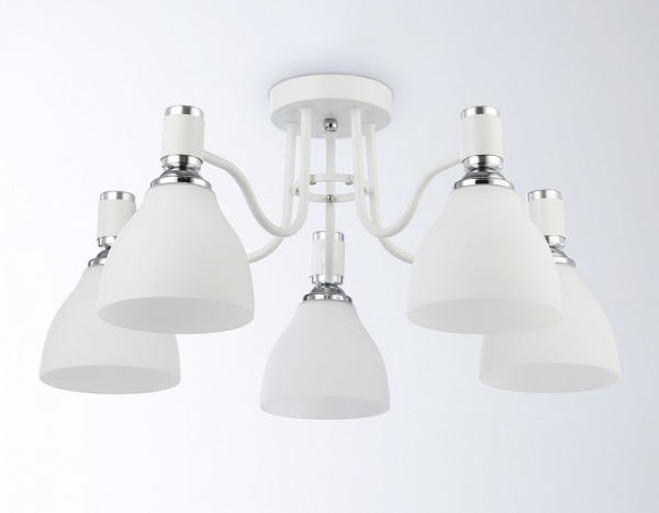 Фото Потолочная люстра Ambrella Light TR TR303305
