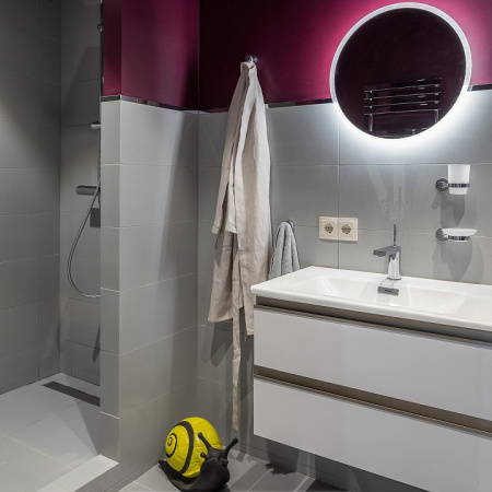 Фото Розетка влагозащищенная с заземлением, без рамки Werkel слоновая кость W1171103