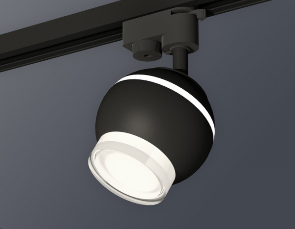 Открыть Светильник на штанге Ambrella Light XT XT1102070 Фото Светильник на штанге Ambrella Light XT XT1102070