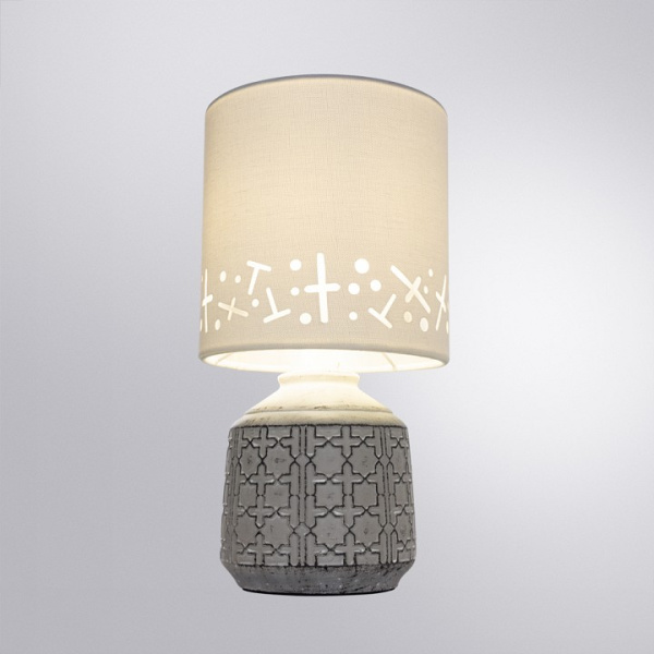 Фото Настольная лампа декоративная Arte Lamp Bunda A4007LT-1GY