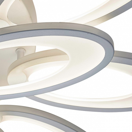 Фото Потолочная люстра Escada Ecla 10229/SG LED