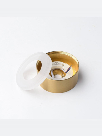 Фото Светильник потолочный накладной Kristy Light KL7717GD GX53 латунь