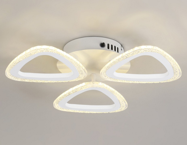 Фото Потолочная люстра Ambrella Light FA FA4508