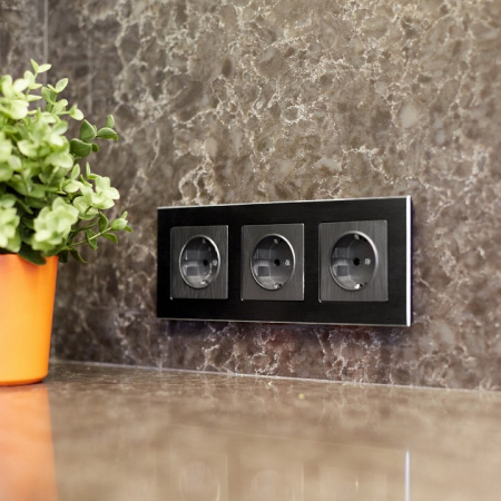 Фото Розетка с заземлением, без рамки Werkel графит рифленый W1171004