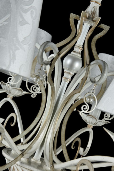 Фото Подвесная люстра Maytoni Monile ARM004-06-W