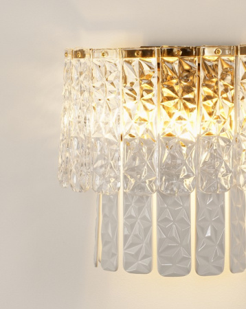 Фото Накладной светильник Moderli Alberto V8081-2W