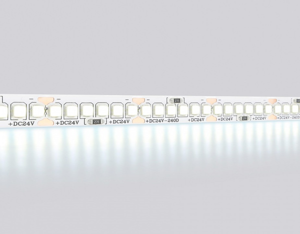 Открыть Лента светодиодная Ambrella Light GS GS3503 Фото Лента светодиодная Ambrella Light GS GS3503