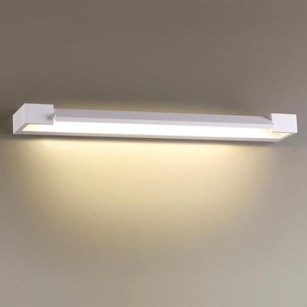 Фото Накладной светильник Odeon Light Arno 3887/18WW