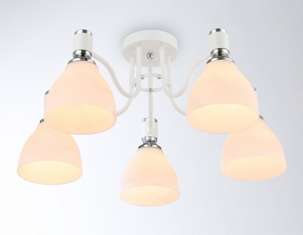Фото Потолочная люстра Ambrella Light TR TR303305