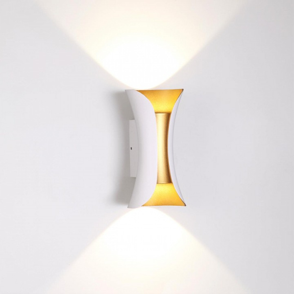 Фото Светильник на штанге Odeon Light Krista 3886/6WG