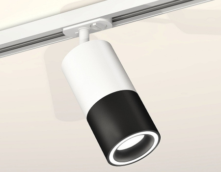Открыть Светильник на штанге Ambrella Light XT XT7402090 Фото Светильник на штанге Ambrella Light XT XT7402090