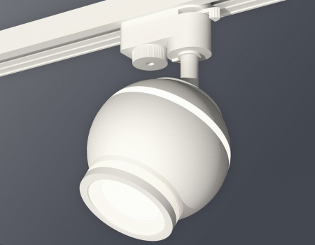 Открыть Светильник на штанге Ambrella Light XT XT1101040 Фото Светильник на штанге Ambrella Light XT XT1101040