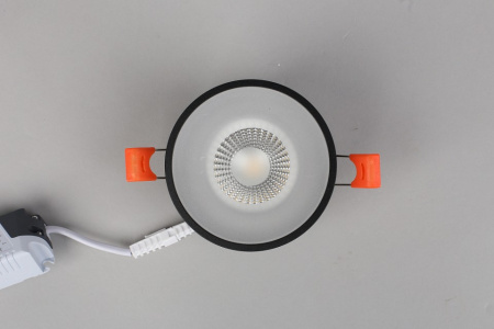 Фото Встраиваемый светильник Omnilux Napoli OML-102719-06