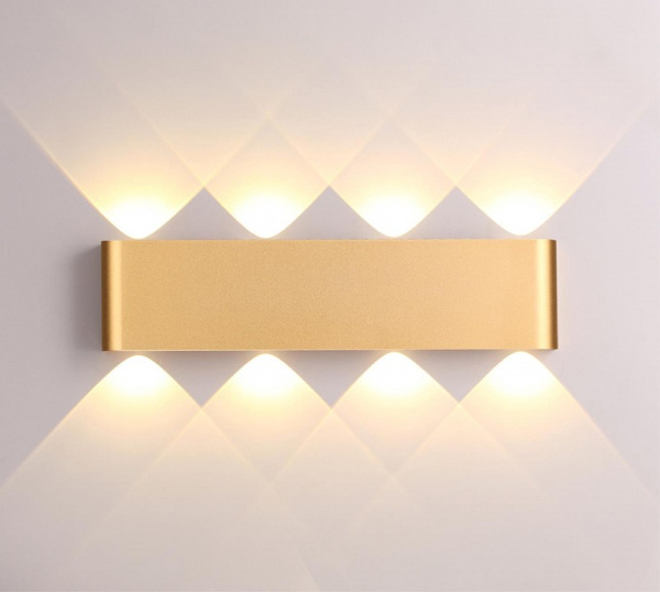 Фото Накладной светильник Odeon Light Magnum 3893/8WL