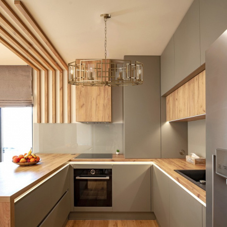 Фото Подвесная люстра Maytoni Bowi H009PL-08G