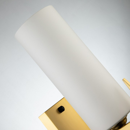 Фото Бра Favourite Maximo 2623-1W