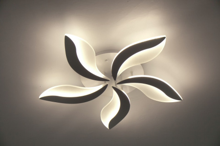 Фото Потолочная люстра Escada Wind 10214/SG (60W)