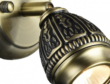 Фото Спот Favourite Sorento 1584-1W