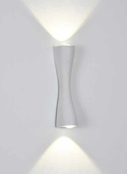Фото Накладной светильник Arte Lamp Zaurak A2697AP-10WH