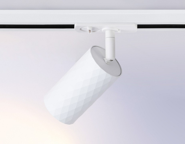 Открыть Светильник на штанге Ambrella Light GL GL5131 Фото Светильник на штанге Ambrella Light GL GL5131