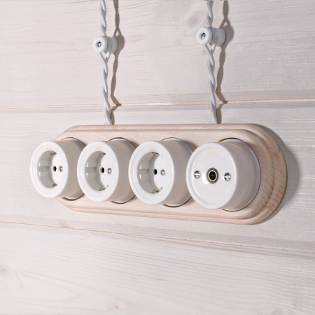 Фото Провод электропитания Werkel Ретро 2х2,5 (белый) W6452301