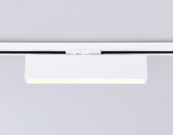 Открыть Светильник на штанге Ambrella Light GL GL6761 Фото Светильник на штанге Ambrella Light GL GL6761
