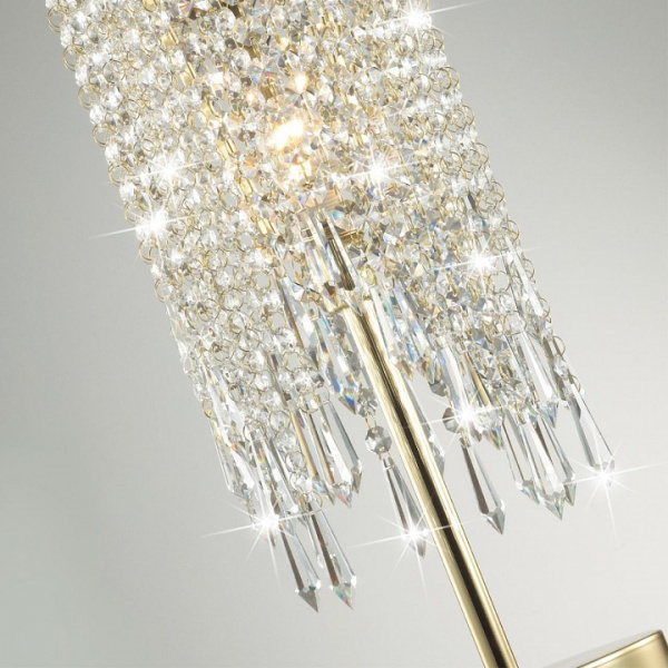 Фото Настольная лампа декоративная Odeon Light Chokka 5028/1T