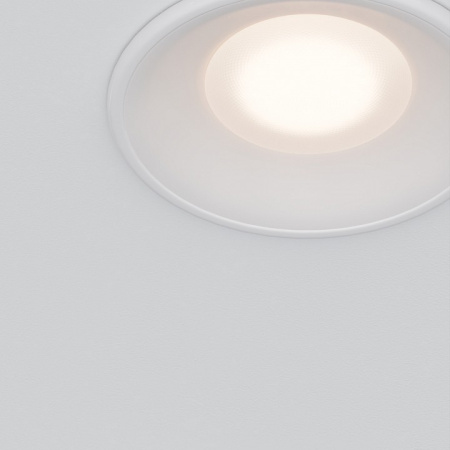 Фото Встраиваемый светильник Maytoni Spark DL096-GU10-W