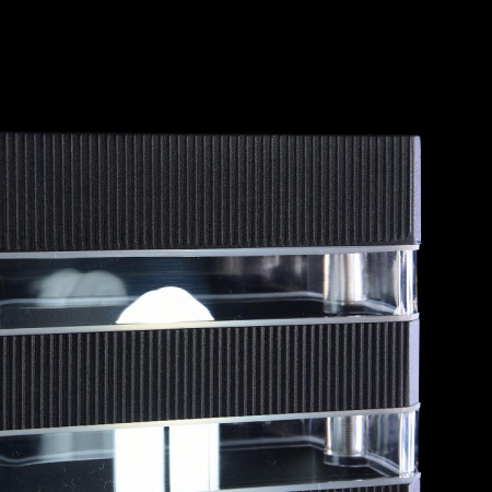 Фото Накладной светильник Maytoni Unter den Linden O578WL-01B