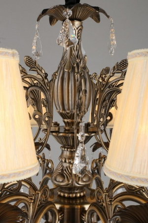 Фото Подвесная люстра Omnilux Catanzaro OML-30813-08