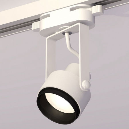 Открыть Светильник на штанге Ambrella Light XT XT6601020 Фото Светильник на штанге Ambrella Light XT XT6601020