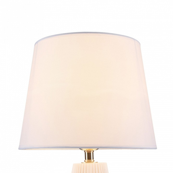 Фото Настольная лампа декоративная Maytoni Calvin Table Z181-TL-01-W