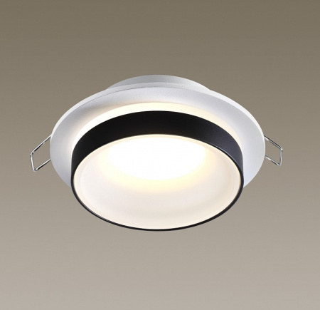 Фото Встраиваемый светильник Novotech Water 370784