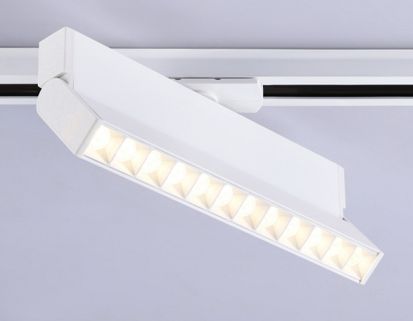 Открыть Светильник на штанге Ambrella Light GL GL6815 Фото Светильник на штанге Ambrella Light GL GL6815