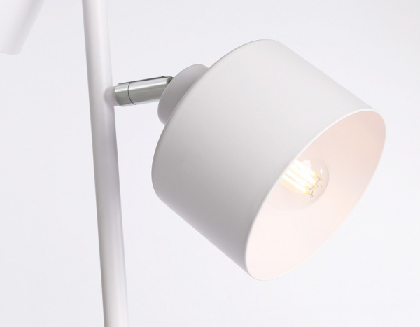 Фото Торшер Ambrella Light TR TR8154