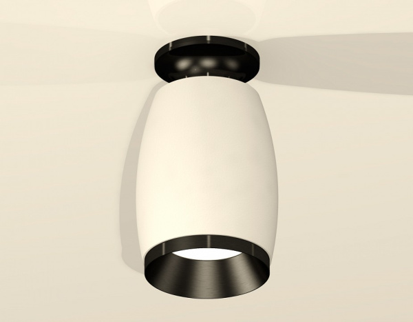 Фото Накладной светильник Ambrella Light XS XS1122041
