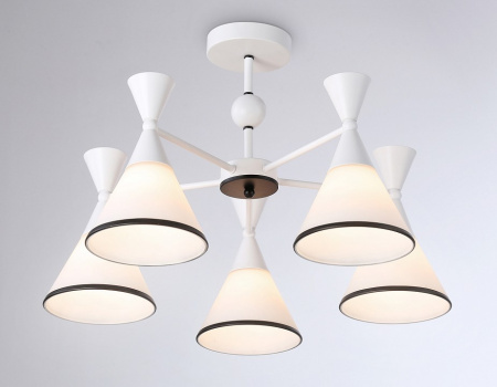 Открыть Люстра на штанге Ambrella Light TR TR3165 Фото Люстра на штанге Ambrella Light TR TR3165