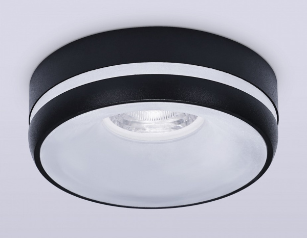 Открыть Встраиваемый светильник Ambrella Light TN TN3335 Фото Встраиваемый светильник Ambrella Light TN TN3335