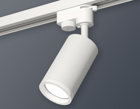 Открыть Светильник на штанге Ambrella Light XT XT6322140 Фото Светильник на штанге Ambrella Light XT XT6322140