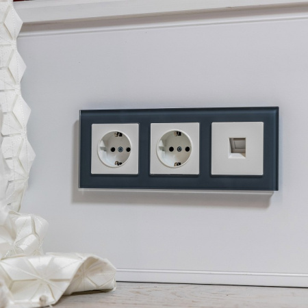 Фото Розетка Ethernet RJ-45 без рамки Werkel белый W1181001