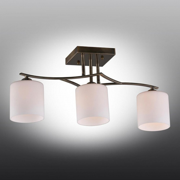 Фото Светильник на штанге Omnilux Pisticci OML-55317-03