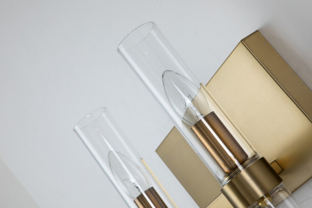 Фото Бра Favourite Status 2970-2W