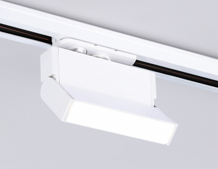 Открыть Светильник на штанге Ambrella Light GL GL6801 Фото Светильник на штанге Ambrella Light GL GL6801