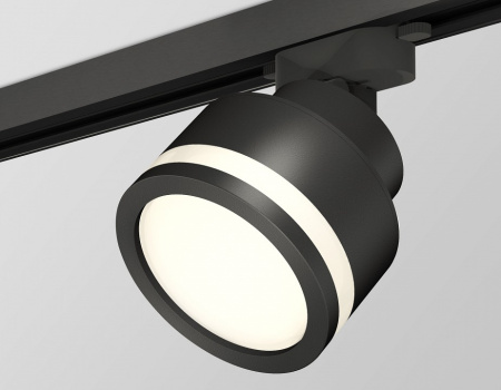 Открыть Светильник на штанге Ambrella Light XT XT8102022 Фото Светильник на штанге Ambrella Light XT XT8102022